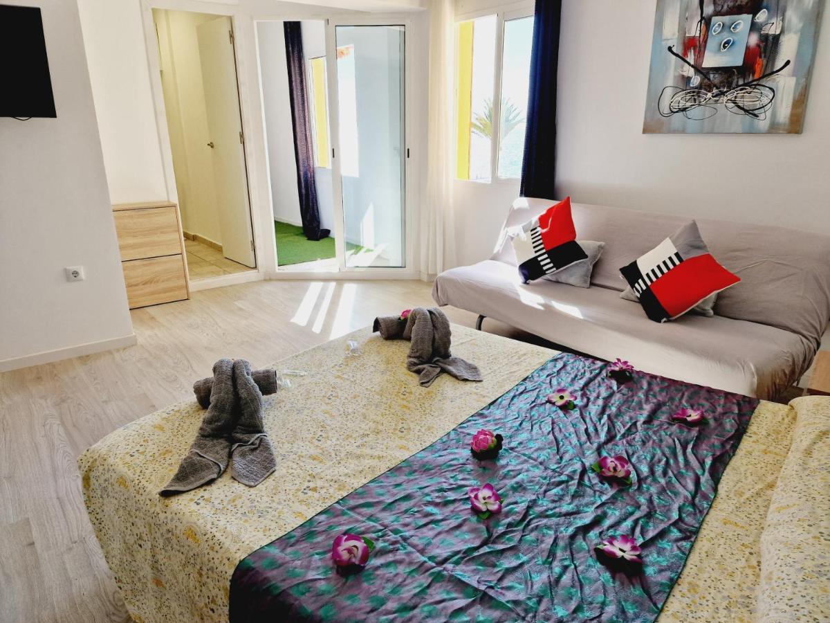 Daniel Beachfront, 2 Rooms Wifi Free Playa de las Américas Extérieur photo